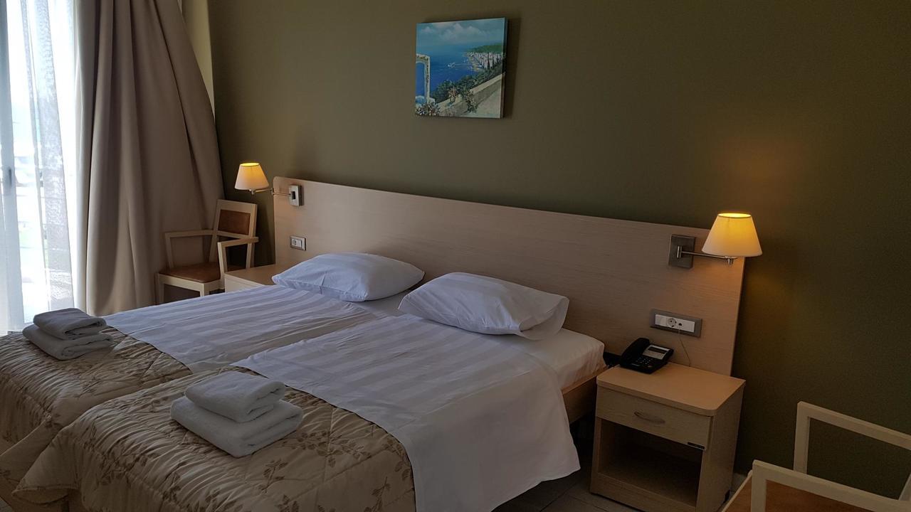 Ostria Hotel Kakovatos Beach Захаро Экстерьер фото